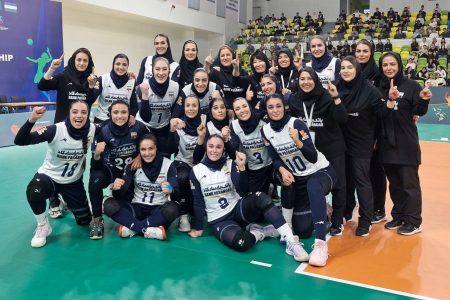 «دختران طلایی والیبال؛ قهرمانی جدید و افتخاری جاودان» 3 به روز چی | رتبه 1 مطالب جالب و خواندی