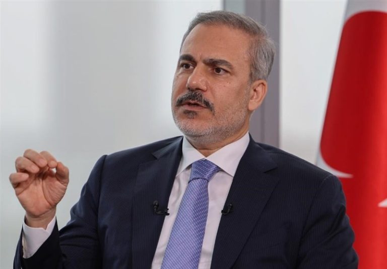 “فیدان: دنیای نوین ارتباطات و رشد فردی در بستر دیجیتال”