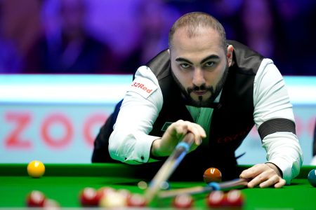 "حسین وفایی: ستاره ایرانی اسنوکر در مسیر قهرمانی جهانی!" 1 به روز چی | رتبه 1 مطالب جالب و خواندی