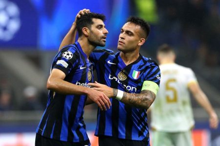 مصاف داغ هلاس ورونا و اینتر: نبردی سرنوشت‌ساز در لیگ! 2 به روز چی | رتبه 1 مطالب جالب و خواندی