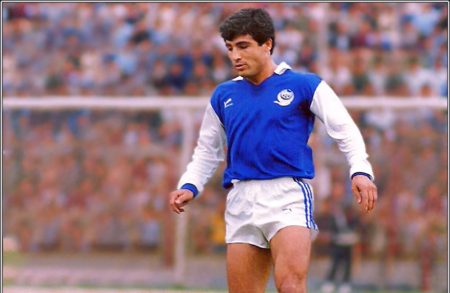 "زندگی و افتخارات جعفر مختاری فر: از مستطیل سبز تا افق های نوین" 2 به روز چی | رتبه 1 مطالب جالب و خواندی