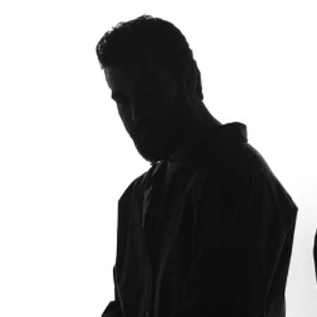 "رازهای ناگفته: نگاهی عمیق به آهنگ 'نفهمیدم' علی یاسینی" 2 به روز چی | رتبه 1 مطالب جالب و خواندی