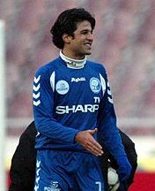 عنوان جذاب و ترند برای موضوع "سعید لطفی": **"سعید لطفی: نگاهی به مسیر پرچالش و خلاقانه یک هنرمند مدرن"** 1 به روز چی | رتبه 1 مطالب جالب و خواندی