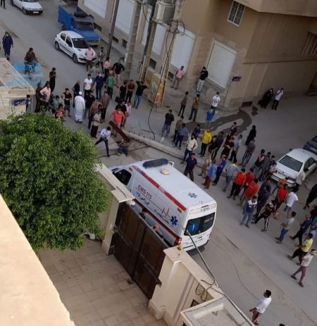 عنوان پیشنهادی: "زلزله بندرعباس: ضربه‌ای به زمین یا هشداری برای آینده؟" 1 به روز چی | رتبه 1 مطالب جالب و خواندی