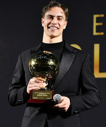 "کنان ییلدیز: رازهای موفقیت ستاره محبوب دنیای سینما!" 2 به روز چی | رتبه 1 مطالب جالب و خواندی