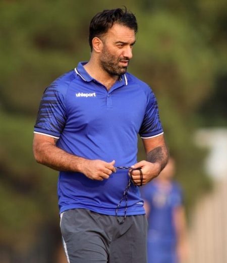 "رازهای موفقیت حنیف عمران‌زاده: از میدان فوتبال تا زندگی شخصی!" 3 به روز چی | رتبه 1 مطالب جالب و خواندی